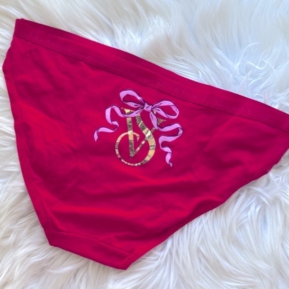 NWOT Victoria’s Secret holiday panty - Picture 3 of 6